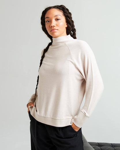 Women's Cozy Knit Long Sleeve Sweater