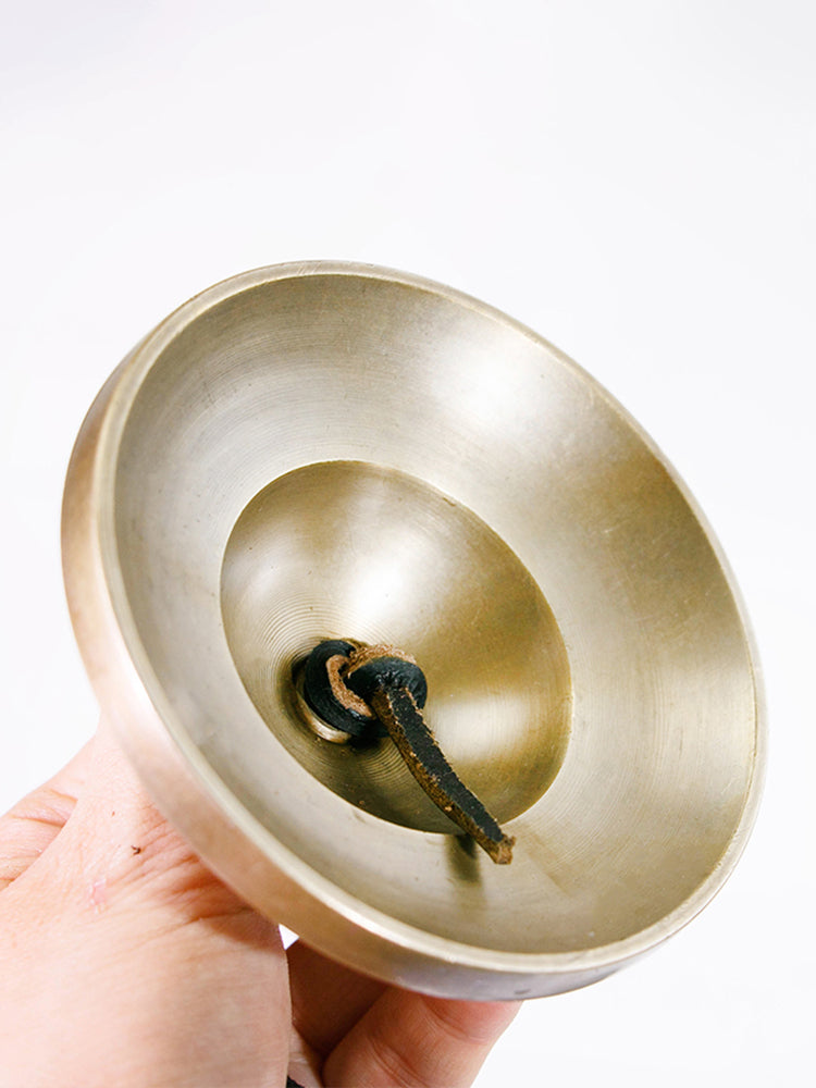 Nepalese Handmade Resonant Copper Percussion Sound Therapy Instrument Meditation Singing Bowl Wind Chime Dingxiang Ethnic Traditional Cymbal - image 5