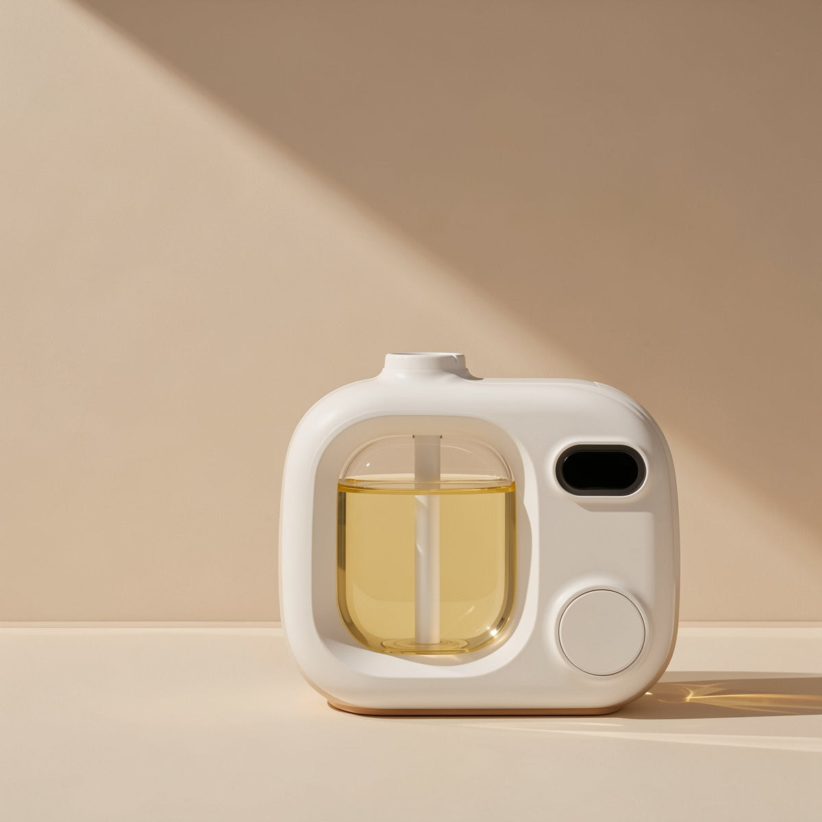 Square battery-powered aromatherapy diffuser with one mist outlet - view 2