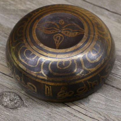 Brass Tibetan Yoga Singing Bowl Meditation Singing Bowl Himalayan Hand Hammered Chakra Meditation Sound Massage Home Ornament