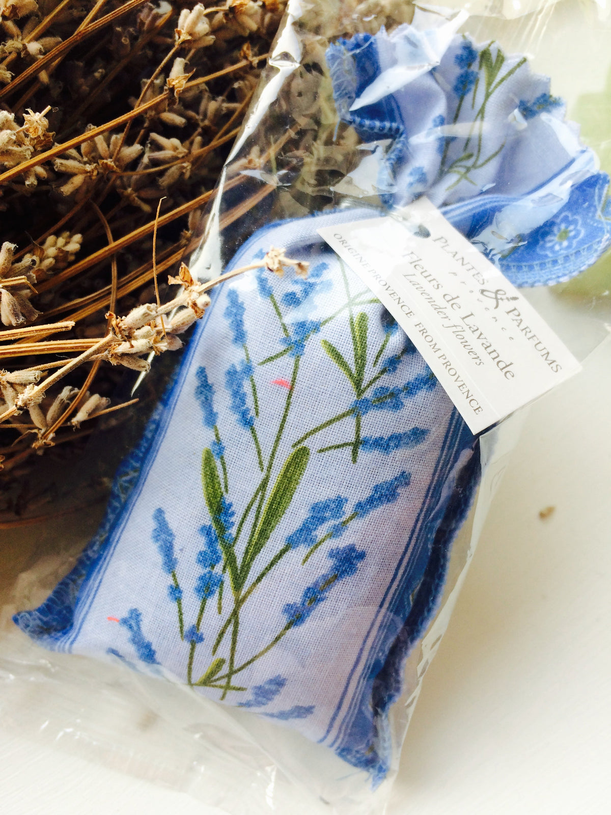 French Lavender- Authentic dried lavender flowers in colourful bags