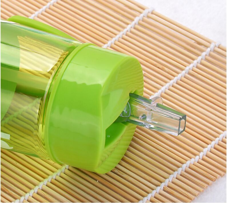Water Bottle With Flip Straw