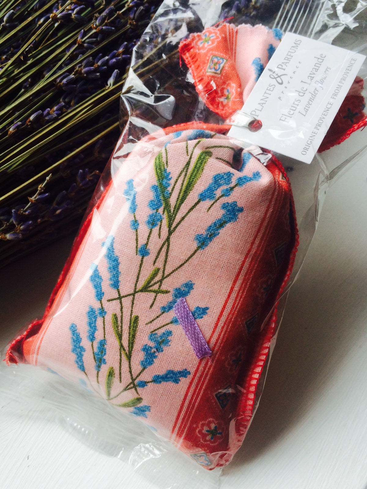 French Lavender- Authentic dried lavender flowers in colourful bags